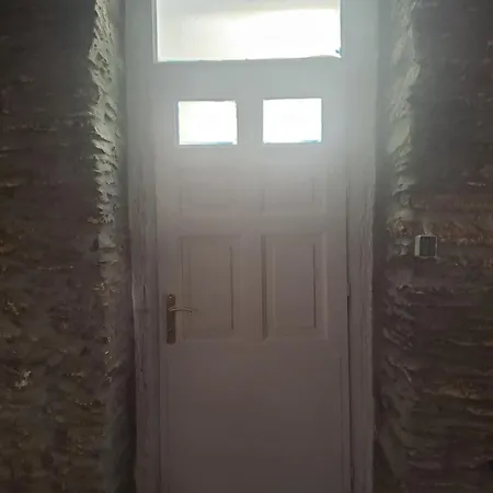 Zervou House * Batsi