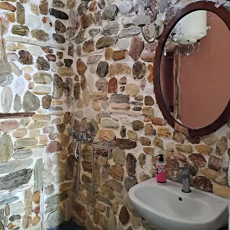 Zervou House Ferienhaus Batsi