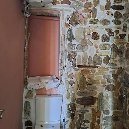 Zervou House Batsi