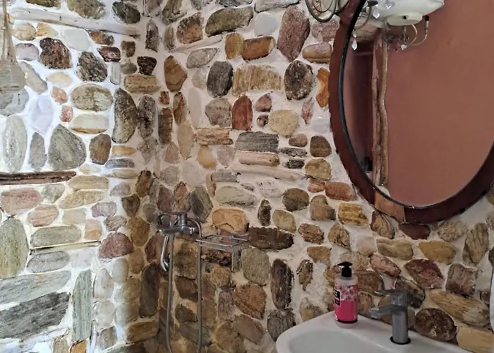 Zervou House 別荘 バトシ